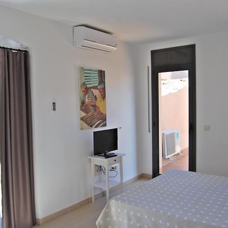 Apartaments Fonda Comerc Torroella de Montgrí Dış mekan fotoğraf