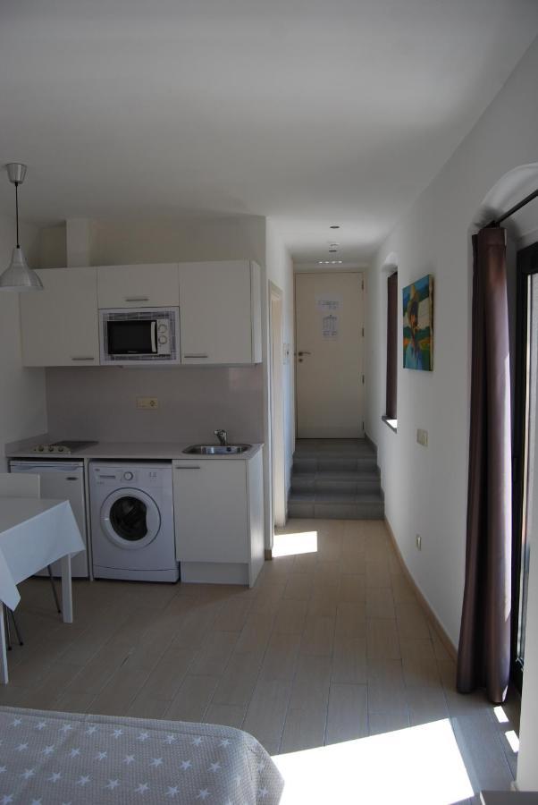 Apartaments Fonda Comerc Torroella de Montgrí Dış mekan fotoğraf