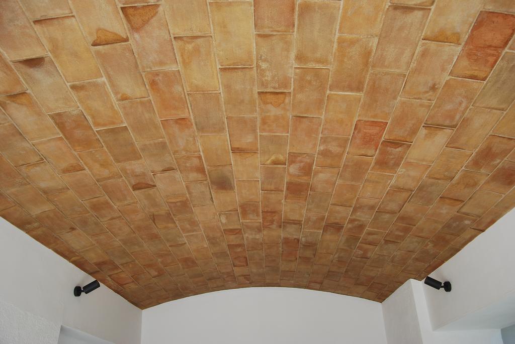 Apartaments Fonda Comerc Torroella de Montgrí Dış mekan fotoğraf
